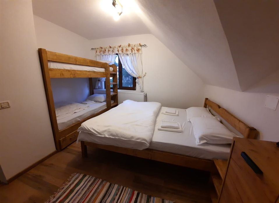 Cazare Rânca (aproape de pârtia M1)