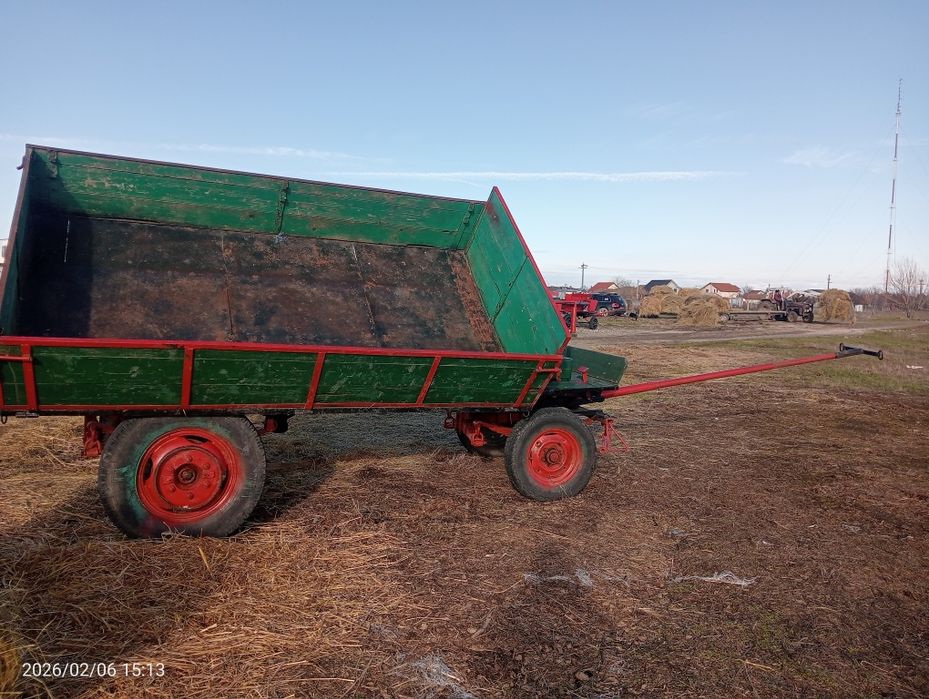 Platforma basculanta de vanzare