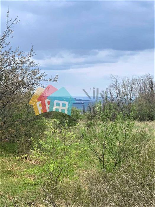 Парцел в Варна-м-т Прибой площ 4279 цена 49000 евро