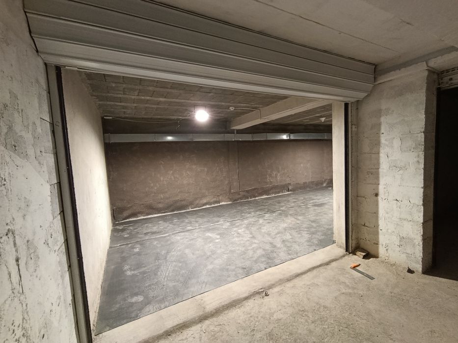 Дава се под наем Гараж / Паркомясто в Велико Търново, Бузлуджа - 40 кв.м за 86.7 € - Снимка #6