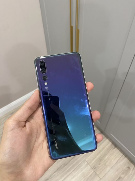 Обмен Huawei p20 pro 128гб