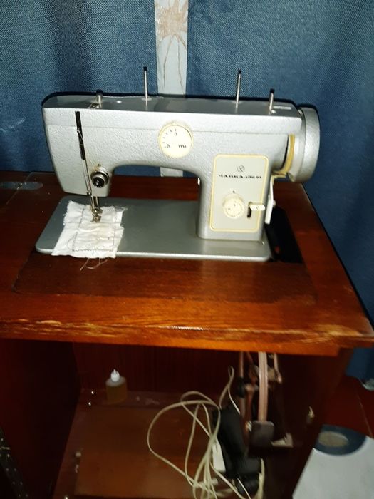 Швейная машина Чайка 132М