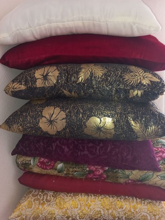 Турли хилдаги подушкалар сотилади