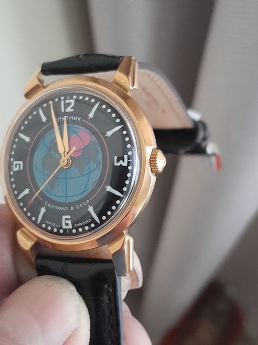 Продам часы СССР