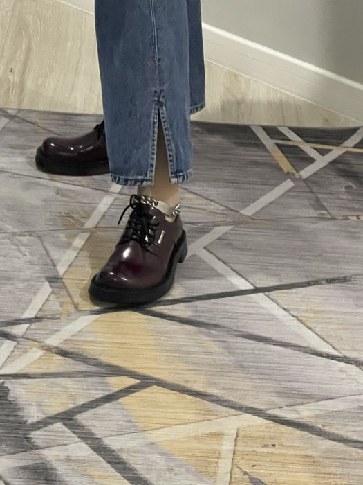 Лоферы от Charles&keith