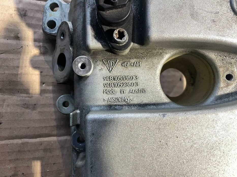 Капак на Клапани Лява Страна Porsche Cayenne 957 4,8 V8