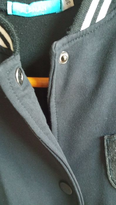 Школьный бомбер на девочку