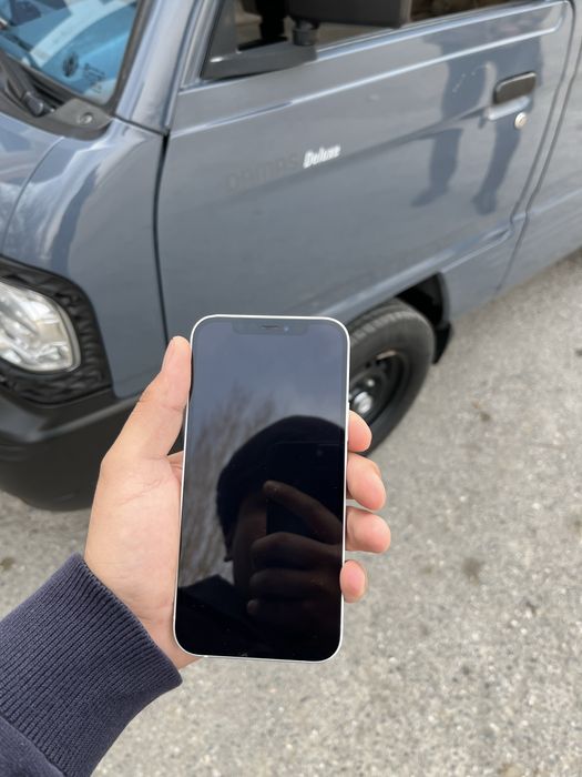 iphone 12 128/79 yomkst