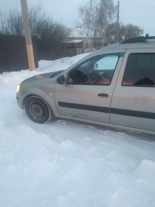 Продам Lada Largus