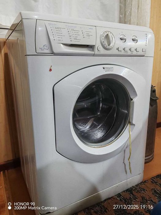 Стиральная машина Hotpoint Ariston