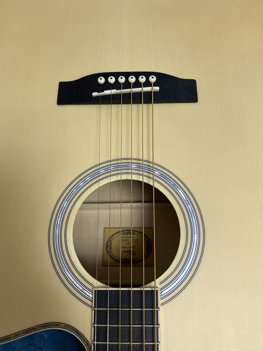 Продается гитара