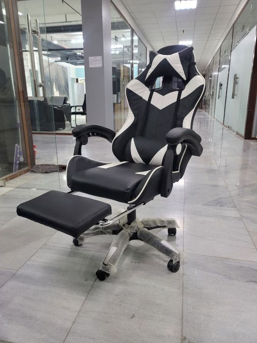 GAMING KRESLO Strimer va Yangi ochiladigan Game clublar uchun