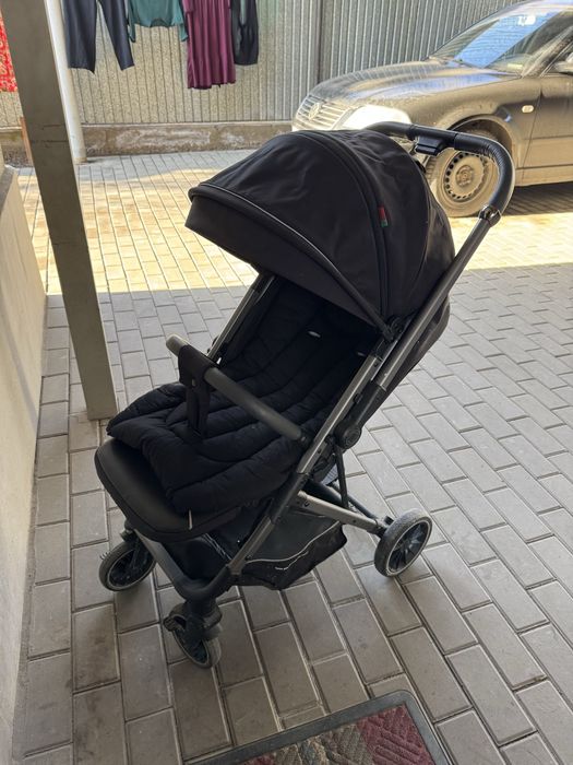 Перекидная коляска Kidilo черная