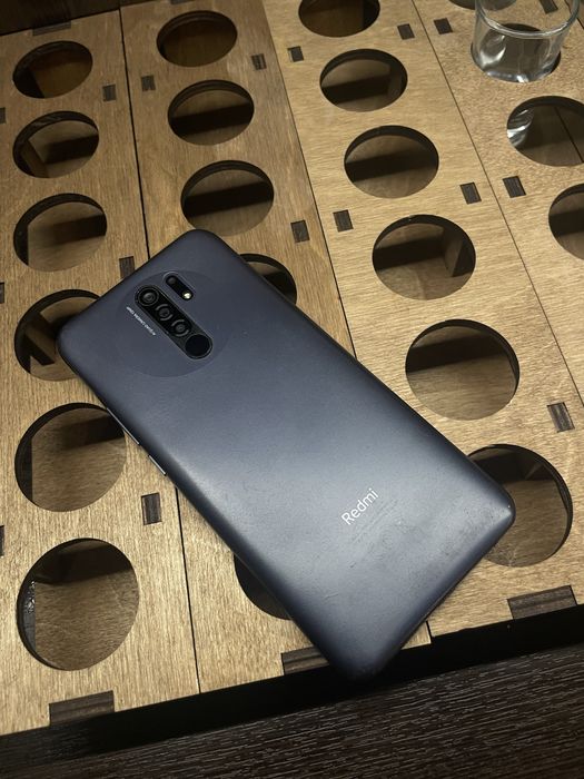 Продам Redmi 9 32GB