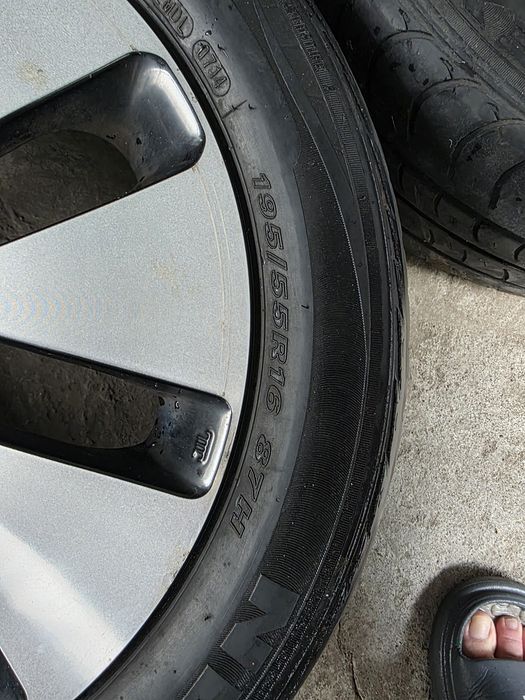 Продам колеса kia, 16 размер, диски+ шины