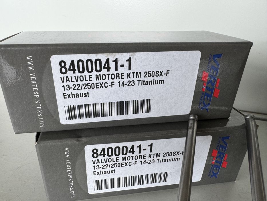 НОВ Комплект Цилиндър Бутало Клапани Гарнитури KTM SX-F 250 2013/2015