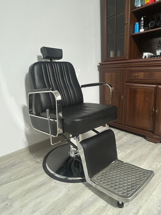 Scaun frizer nou