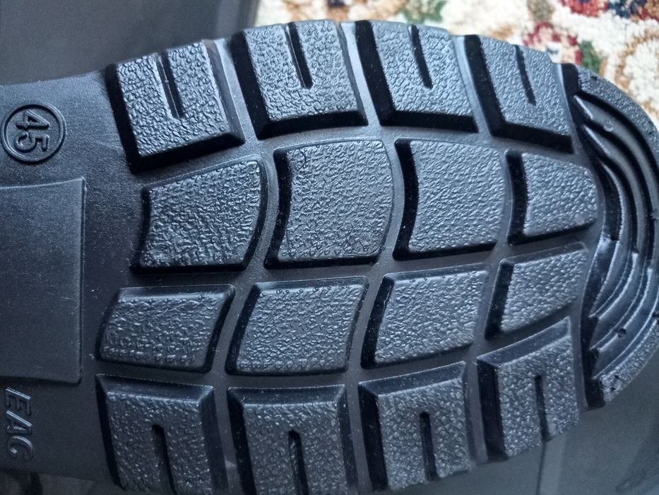 Резиновые сапоги