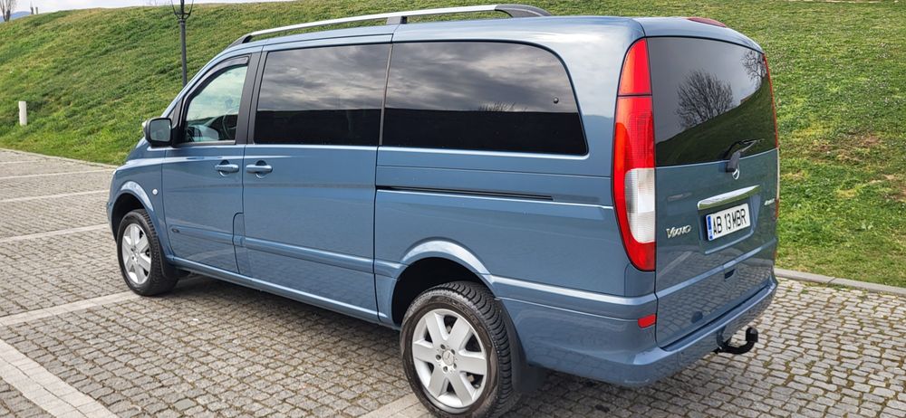 Mercedes-benz  Viano 4X4,131000 km,7 locuri,automat,impecabila