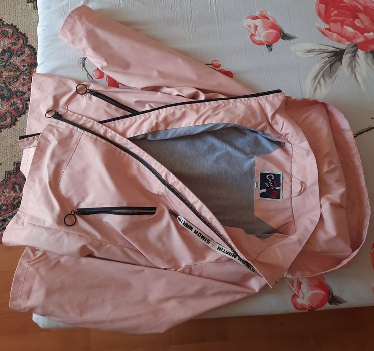 Ветровка на девочку