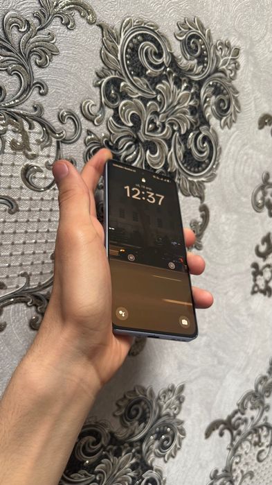 Oppo Reno 11F 5G продаются