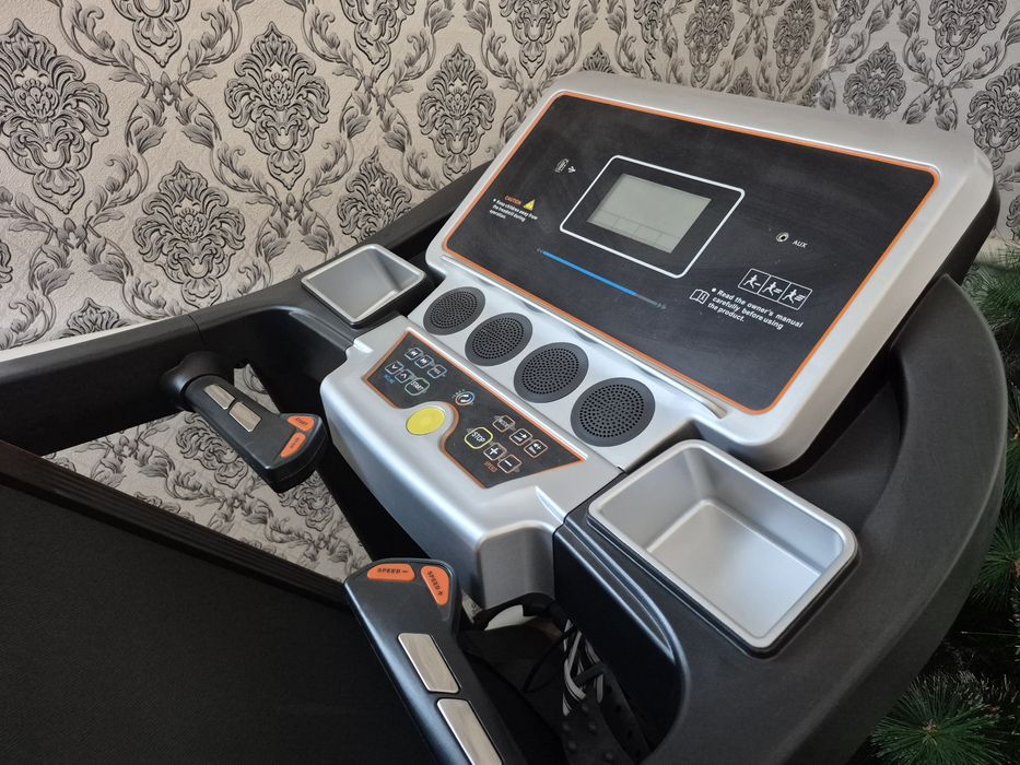 Беговая дорожка.