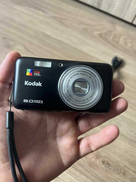 Kodak Easyshare V803 aparat foto digital camera card8gb si incarcator