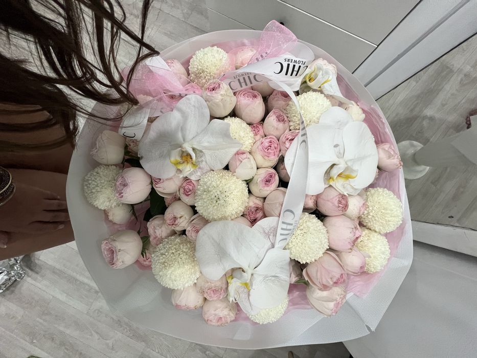 Букет шикарных цветов