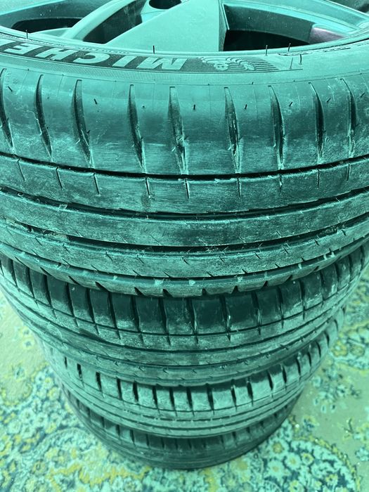 Шины летние Michelin.