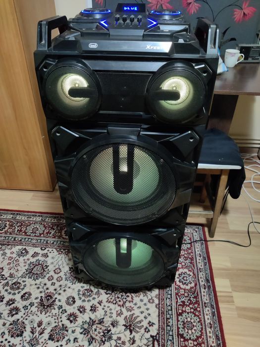 Vând boxă cu Bluetooth