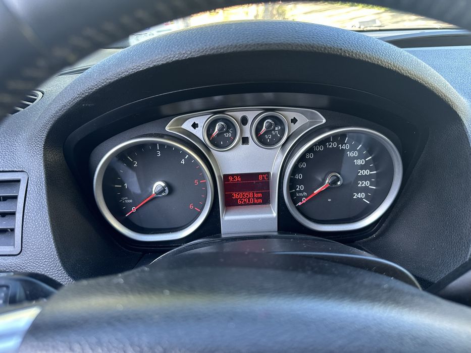 Vand Ford Kuga 2011 4x4