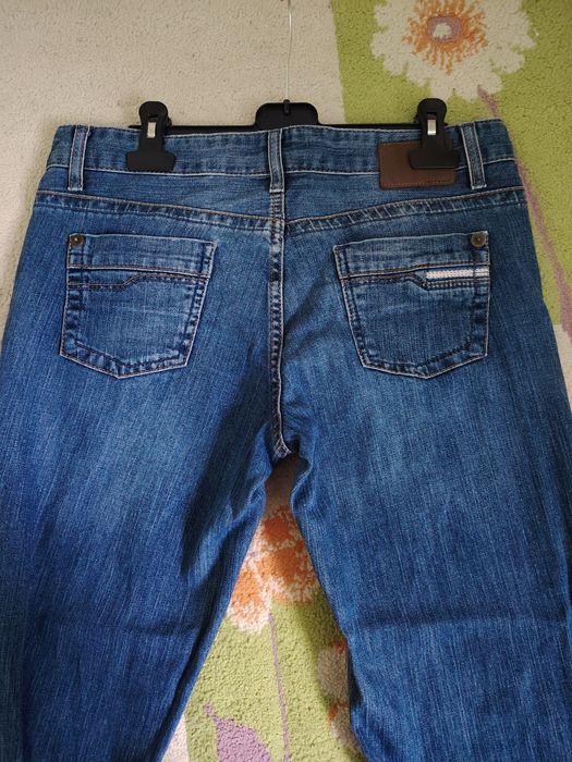 Blugi sOliver bărbat,nu Dsquared, Armani