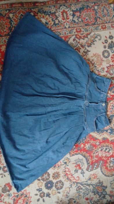 Вещи б/у по 500 по 2500