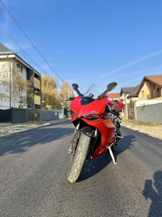 Ducati Panigale 899 V2
