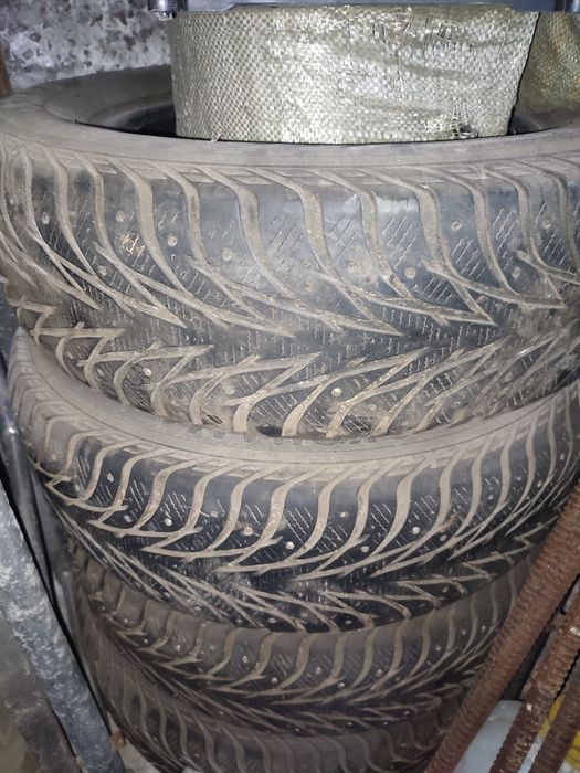 Продам шины r17/