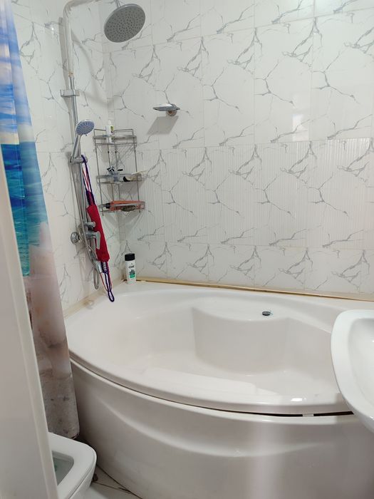 Yengi qurilgan kotedj