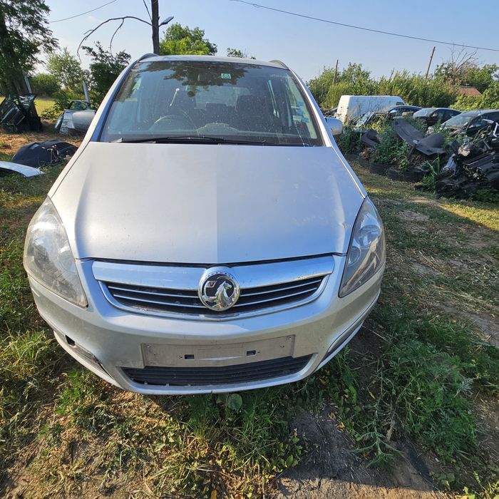OPEL ZAFIRA 1.7 дизел на части само.
