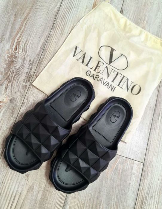 Papuci Unisex Valentino