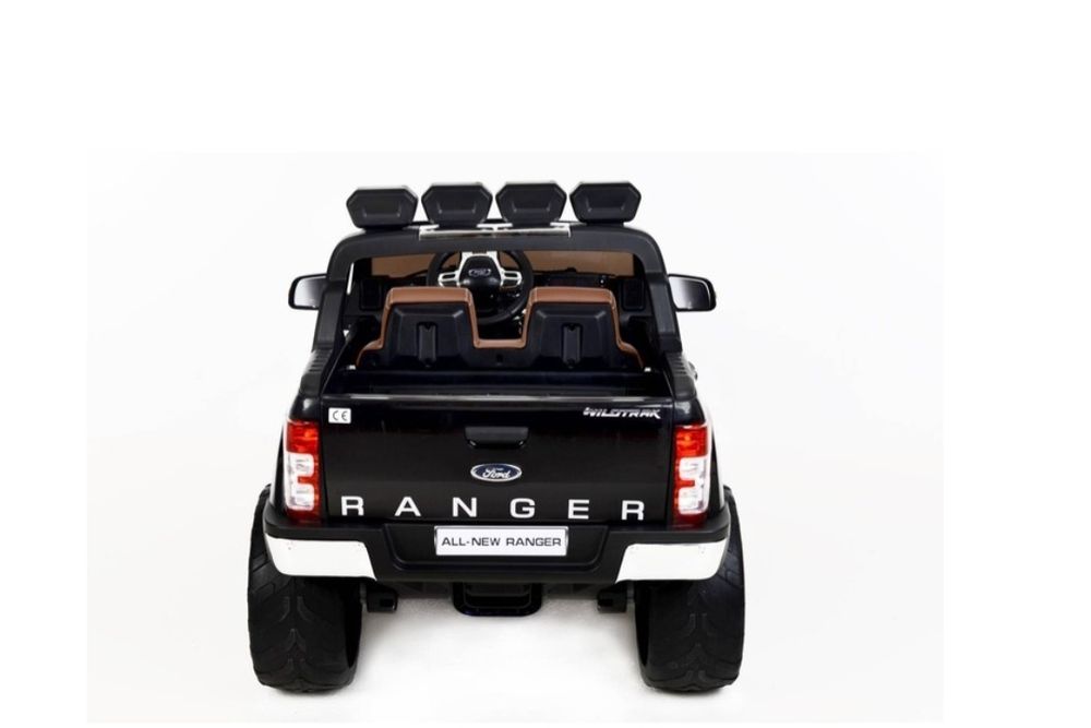 Masinuta electrica cu telecomanda Ford Ranger, Negru 4×4, ecran LCD

Informatii:
 Deschiderea coletului la livrare

 14 zile drept de retur