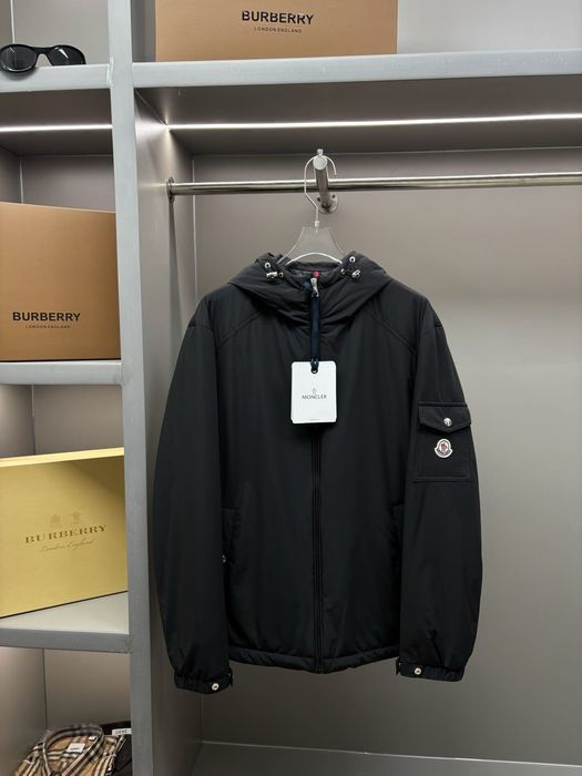 Демисезонная куртка Moncler