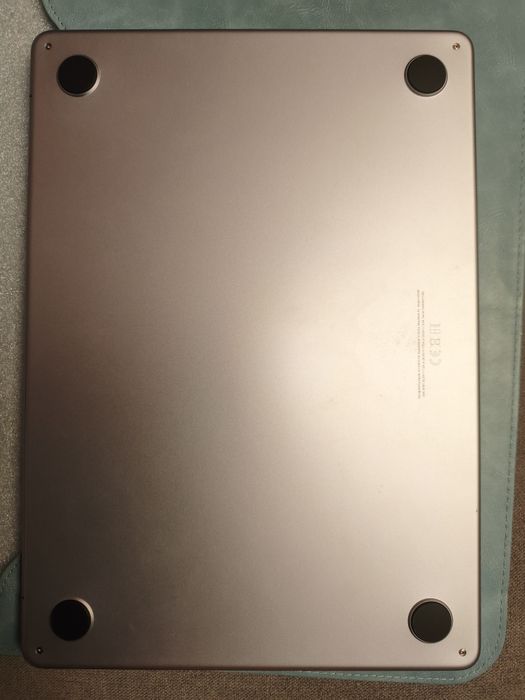 Apple MacBook M4 256gb 16gb