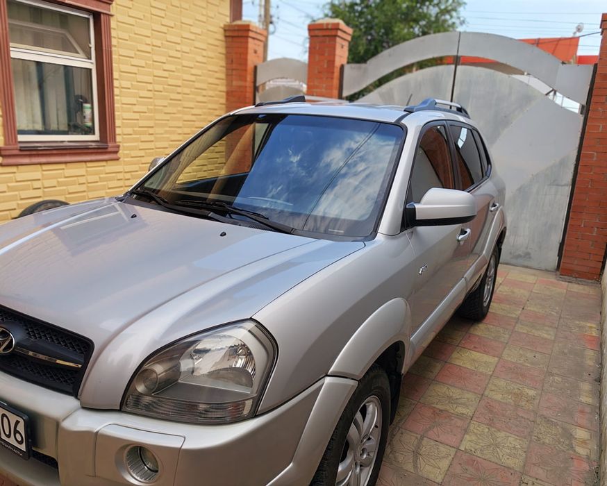 Продам машину Хундай Туксон 2007г