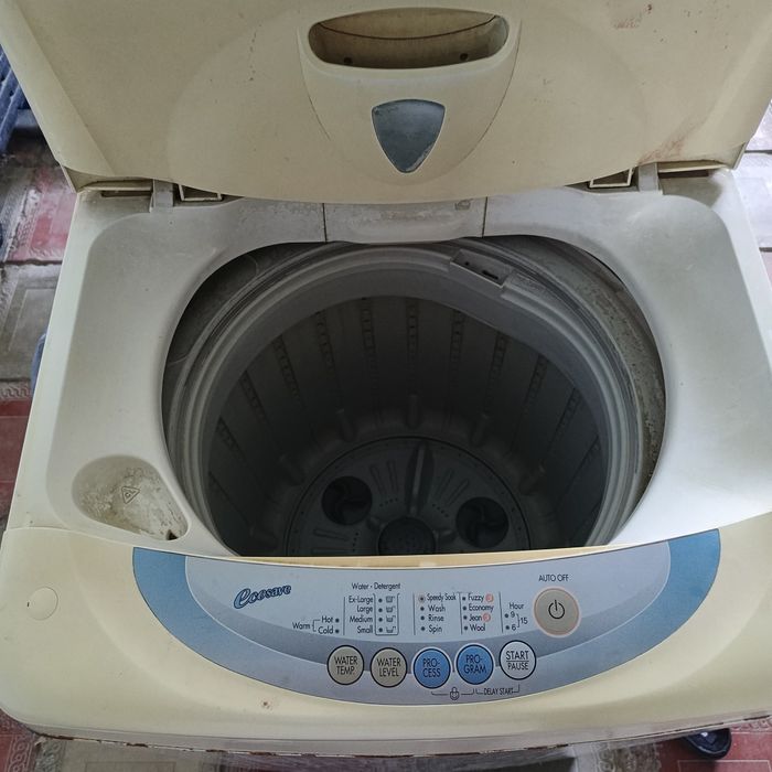 Kir yuvish mashinasi LG pol