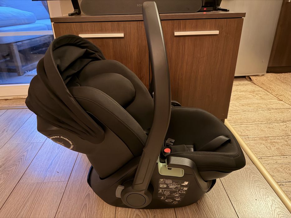 Столче за кола Thule 0-6 месеца