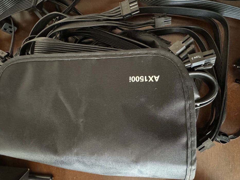 Модулно захранване Corsair AX1500i