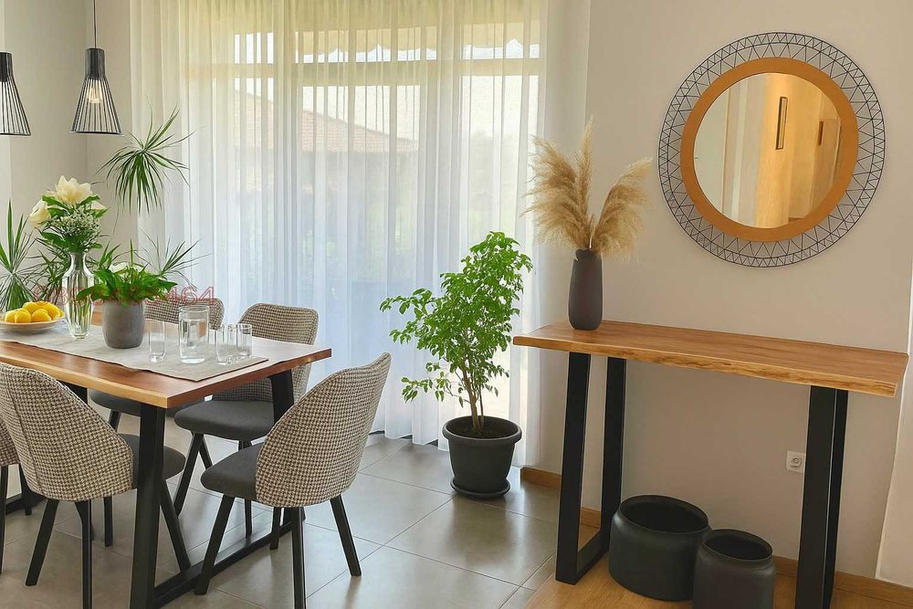 Луксозна къща на 20 минути от София по АМ Струма