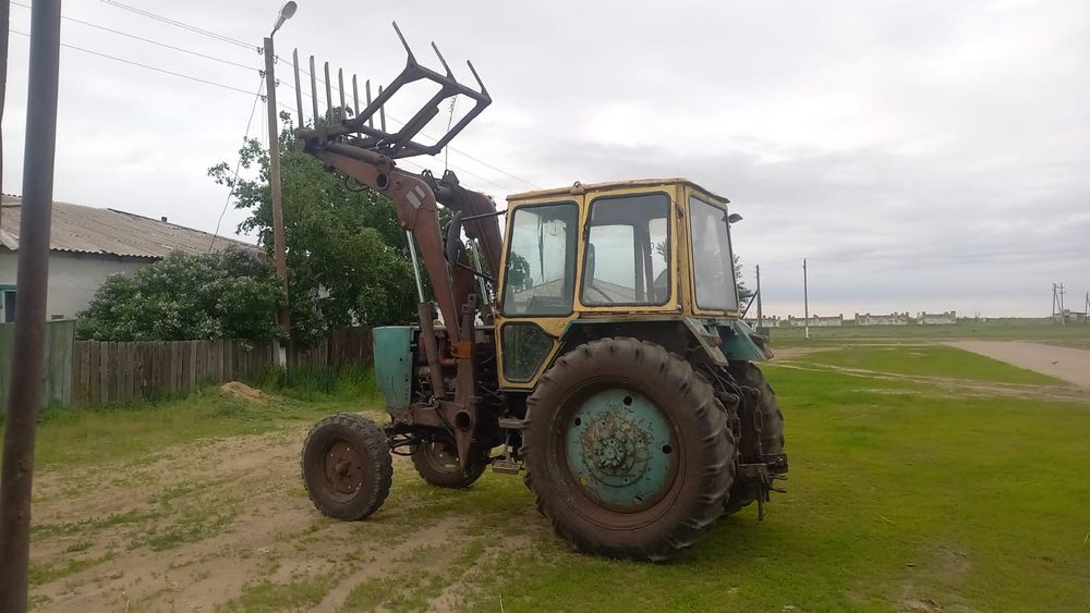 Продам трактор ЮМЗ с куном