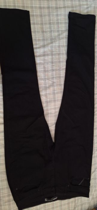 Blugi negri koton noi