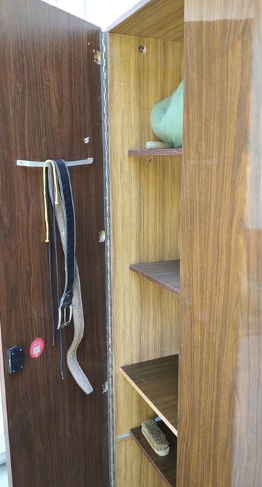 Srochno shkaf sotildi