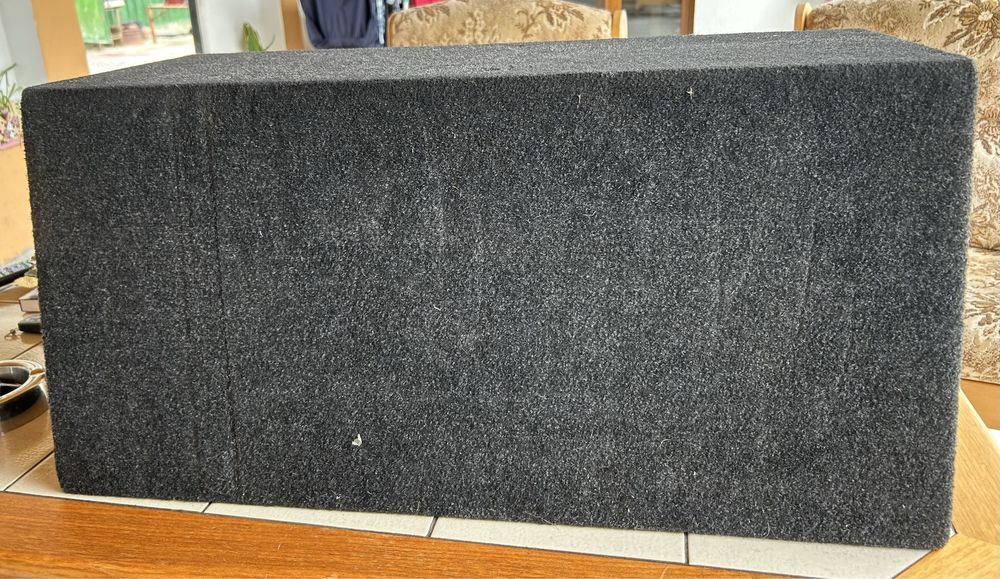 Vând Subwoofer SPECTRON